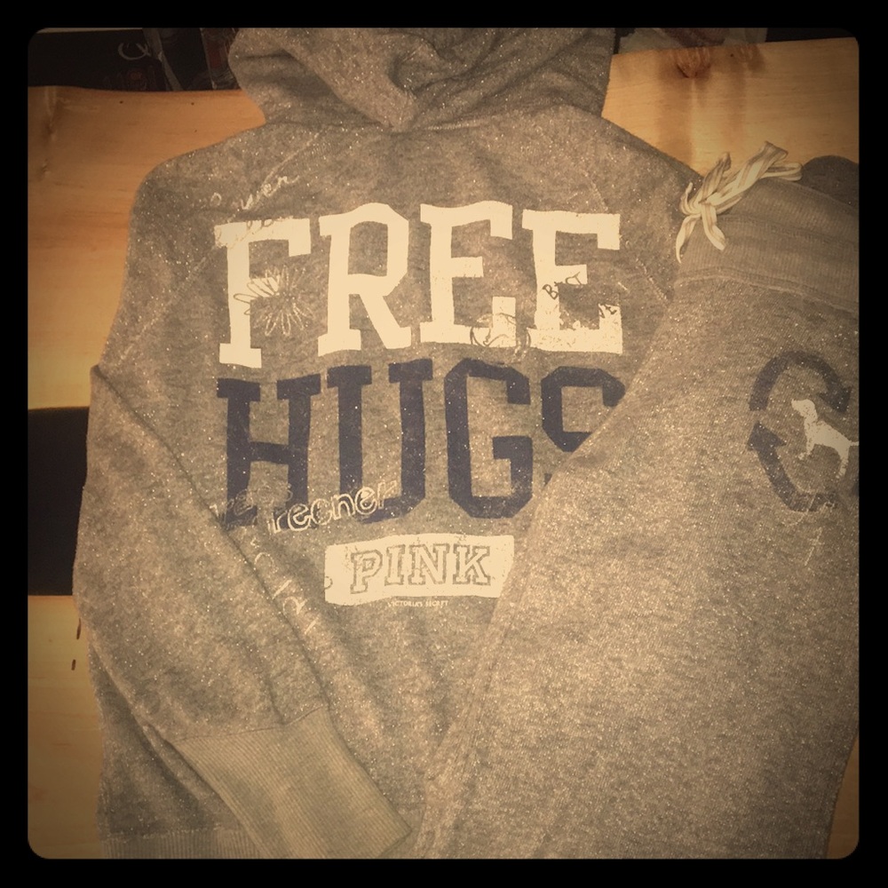 PINK Victoria’s Secret sweatsuit size Medium